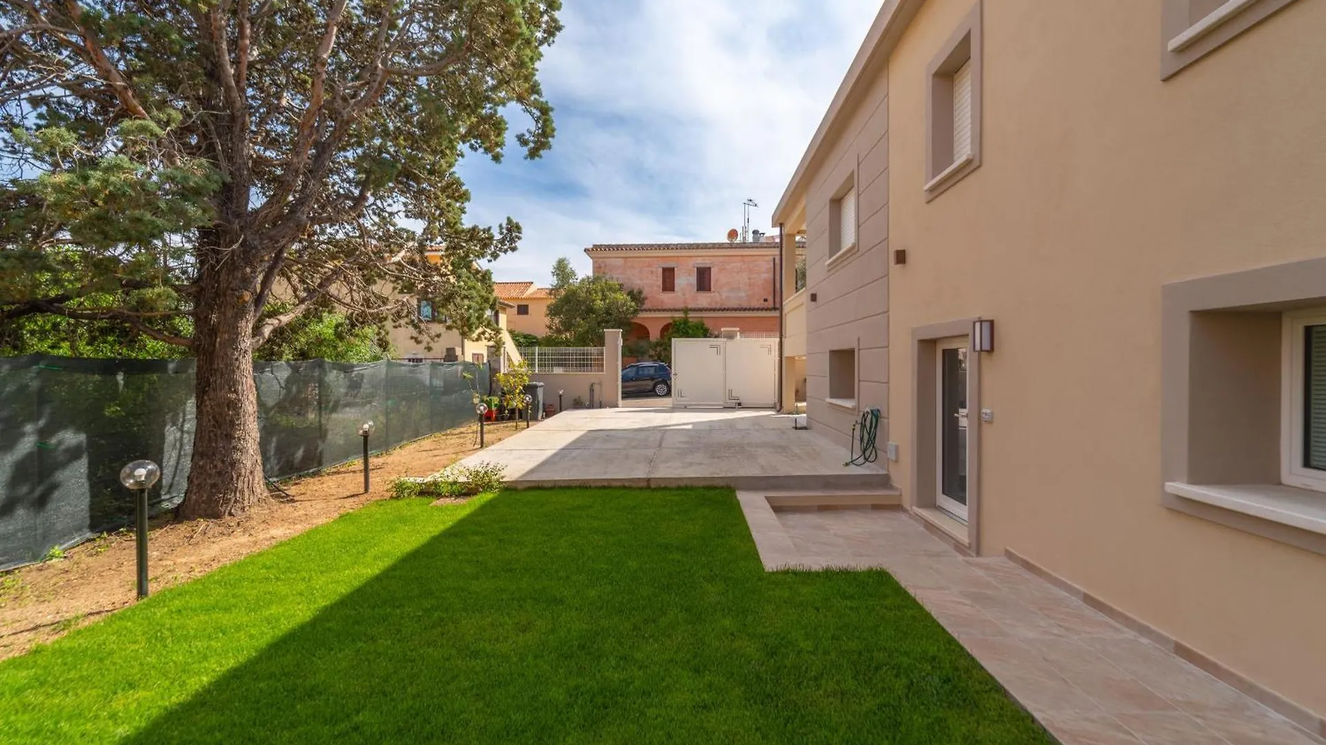 A & L Apartment T غولفو أرانتْشي