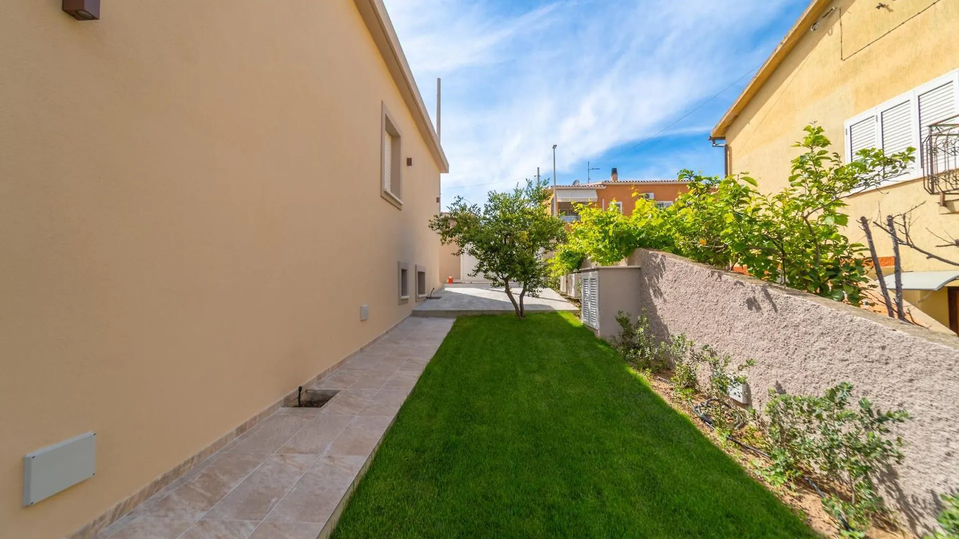 A & L Apartment T غولفو أرانتْشي بيت للعطل